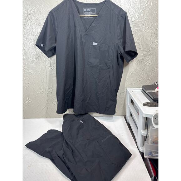 Figs Scrubs Set Women’s Black Top & Pants Technical Collection Medical Sz Large - Picture 1 of 6